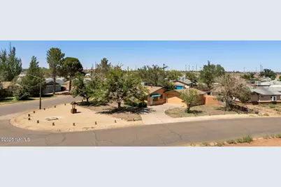 501 N Taylor Avenue, Winslow, AZ 86047 - Photo 1