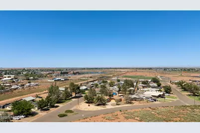 501 N Taylor Avenue, Winslow, AZ 86047 - Photo 4