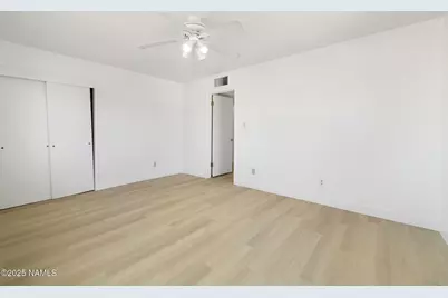 501 N Taylor Avenue, Winslow, AZ 86047 - Photo 10