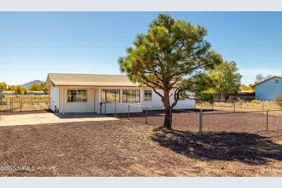 7856 E Moonbeam Drive, Flagstaff, AZ 86004 - Photo 2