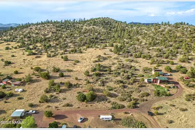 8200 Sleeping Dog Road, Flagstaff, AZ 86004 - Photo 14