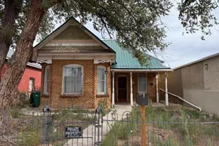 212 W 1st St, Winslow, AZ 86047 - Photo 1