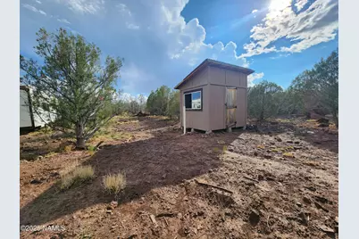 147 Camp Road, Ash Fork, AZ 86320 - Photo 4
