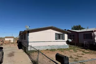 1012 W Willmae St, Winslow, AZ 86047 - Photo 2