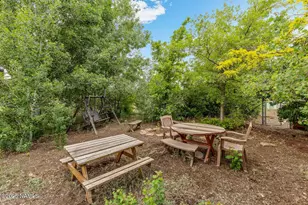 5005 Camino de Los Vientos, Flagstaff, AZ 86004 - Photo 24