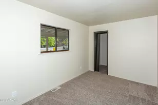 765 E Trout Creek Rd, Munds Park, AZ 86017 - Photo 10