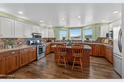 9645 Stardust Trail, Flagstaff, AZ 86004 - Photo 10