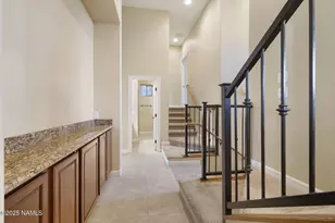 425 E Woodland Dr, Flagstaff, AZ 86001 - Photo 8