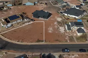 1966 Round House Dr, Winslow, AZ 86047 - Photo 1