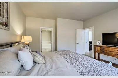 210 W Cedar Avenue, Flagstaff, AZ 86001 - Photo 12