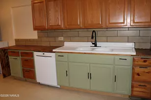 401 N Kinsley Ave, Winslow, AZ 86047 - Photo 14