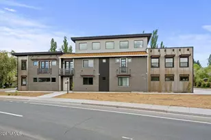 301 S O'Leary St, Flagstaff, AZ 86001 - Photo 1