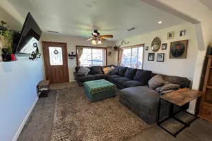 407 S 4th St, Williams, AZ 86046 - Photo 6