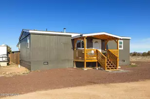 635 E Laramie Dr, Williams, AZ 86046 - Photo 2