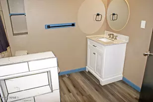 311 N Warren Ave, Winslow, AZ 86047 - Photo 18