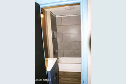 311 N Warren Avenue, Winslow, AZ 86047 - Photo 12