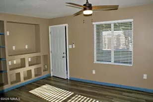 311 N Warren Ave, Winslow, AZ 86047 - Photo 2