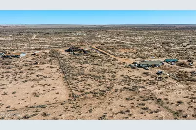 5731 Pleasant Lane, Winslow, AZ 86047 - Photo 10