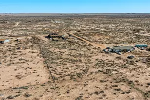 5731 Pleasant Ln, Winslow, AZ 86047 - Photo 10