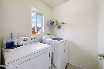 801 W Mahoney Street, Winslow, AZ 86047 - Photo 24