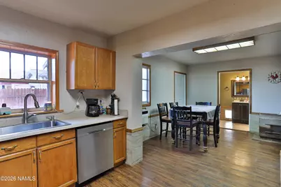 909 N Park Drive, Winslow, AZ 86047 - Photo 6
