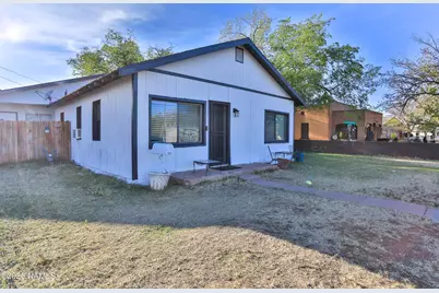 909 N Park Drive, Winslow, AZ 86047 - Photo 4