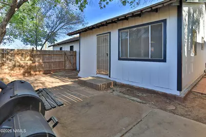 909 N Park Drive, Winslow, AZ 86047 - Photo 8