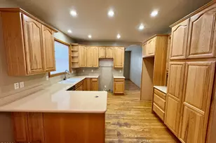 576 W Cattle Drive Trail, Flagstaff, AZ 86005 - Photo 2