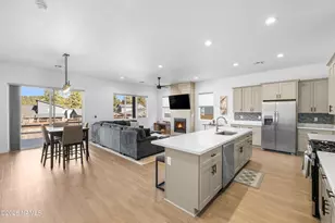 2717 S Vega St, Flagstaff, AZ 86001 - Photo 2