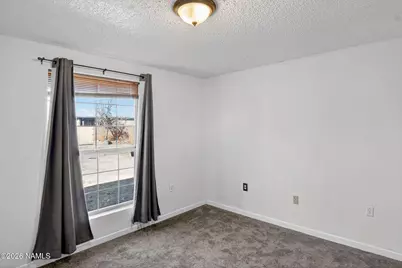 2501 Mountain Drive, Winslow, AZ 86047 - Photo 10