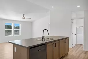 5046 N Wilshire Dr, Williams, AZ 86046 - Photo 12