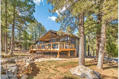 6305 N Country Club Drive, Flagstaff, AZ 86004 - Photo 1