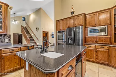 806 N Lone Oak Way, Flagstaff, AZ 86003 - Photo 18