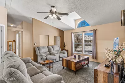 8160 Elise Way, Flagstaff, AZ 86004 - Photo 2