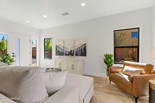 302 W Oak Ave, Flagstaff, AZ 86001 - Photo 10