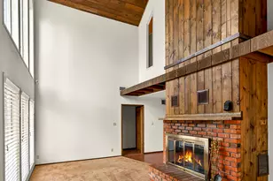 2250 E Cricket Ln, Flagstaff, AZ 86004 - Photo 4