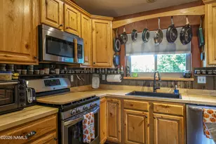 7740 Sundance, Flagstaff, AZ 86004 - Photo 8