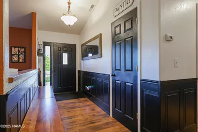 7740 Sundance, Flagstaff, AZ 86004 - Photo 2