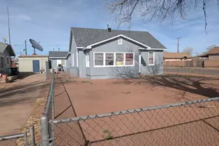 700 W Maple St, Winslow, AZ 86047 - Photo 1