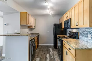 1185 W University Ave, Flagstaff, AZ 86001 - Photo 6