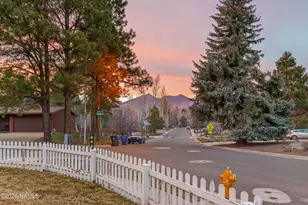 2042 N Crescent Dr, Flagstaff, AZ 86001 - Photo 26