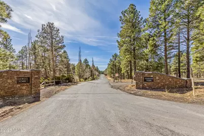5155 Bobcat Lane, Flagstaff, AZ 86004 - Photo 4