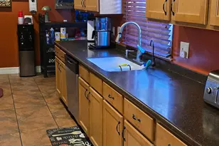 413 N Cottonwood Ave, Winslow, AZ 86047 - Photo 2