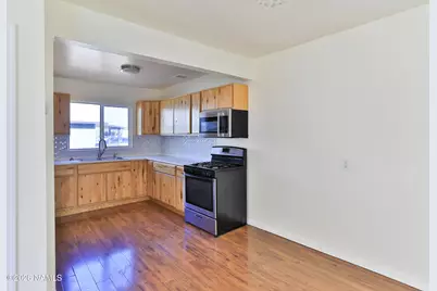 650 W Gilmore Street, Winslow, AZ 86047 - Photo 4