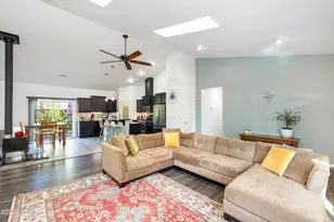 24 E Tranquil Ln, Flagstaff, AZ 86005 - Photo 2