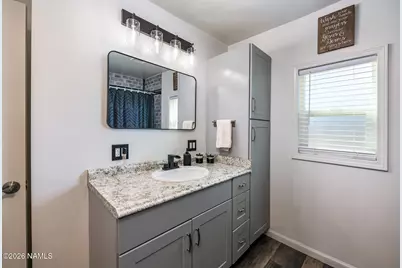 901 N Warren Avenue, Winslow, AZ 86047 - Photo 20