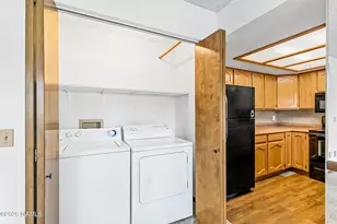 2841 N Walnut Hills Dr, Flagstaff, AZ 86004 - Photo 10