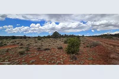 5666 Lasso Loop, Williams, AZ 86046 - Photo 14