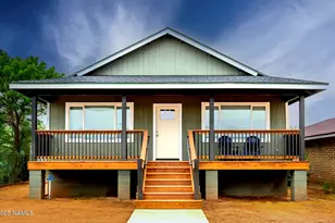 1011 N Apache Ave, Winslow, AZ 86047 - Photo 1