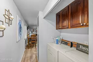 445 E Oak Dr, Munds Park, AZ 86017 - Photo 18